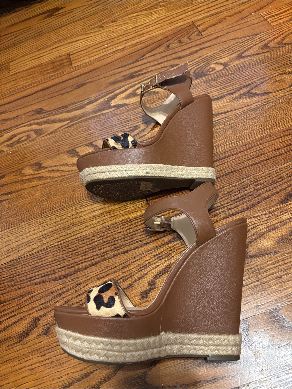 Leopard Wedge Sandals - Picture 5 of 8
